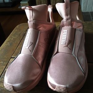 Rose gold Pumas!!!